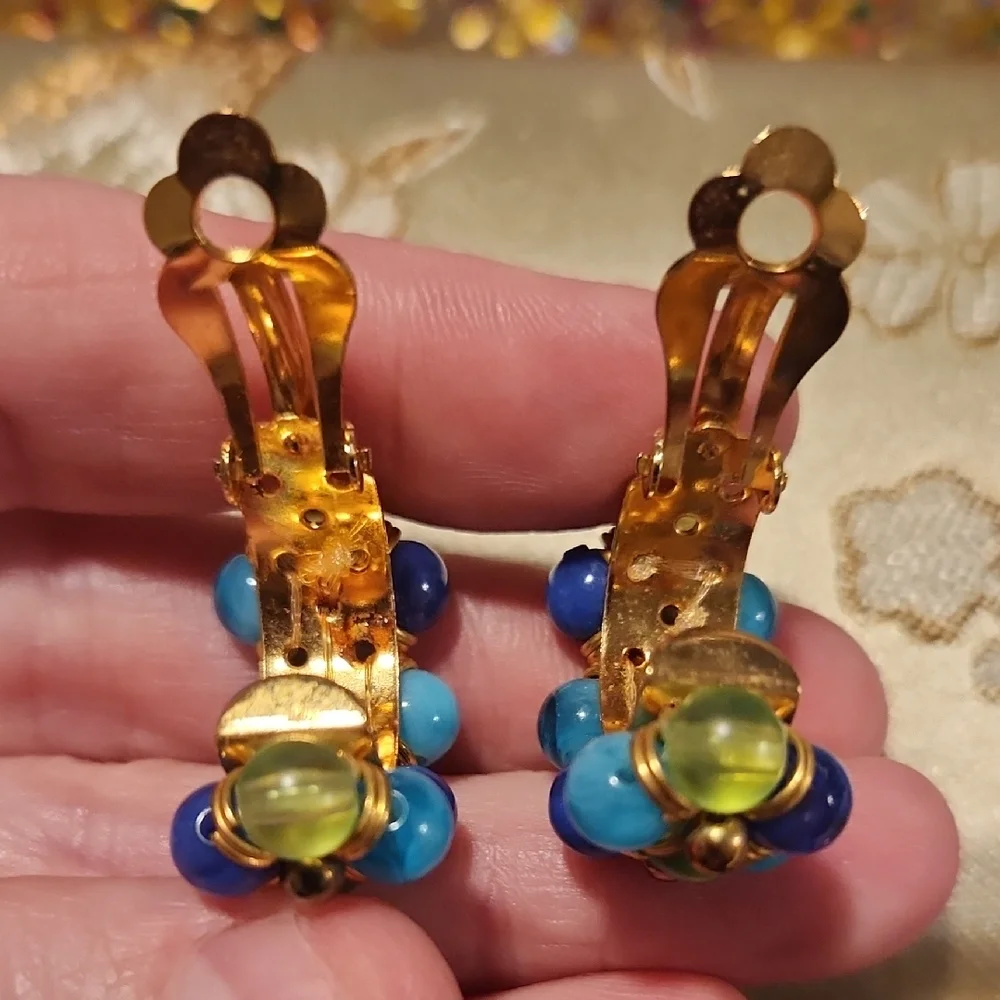 Vintage Gold and Blue Beaded Earring Clip Ons‎